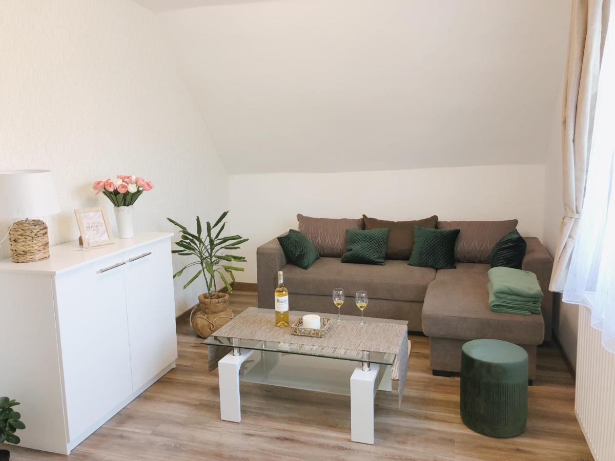 Tramini Apartmanok エゲル エクステリア 写真