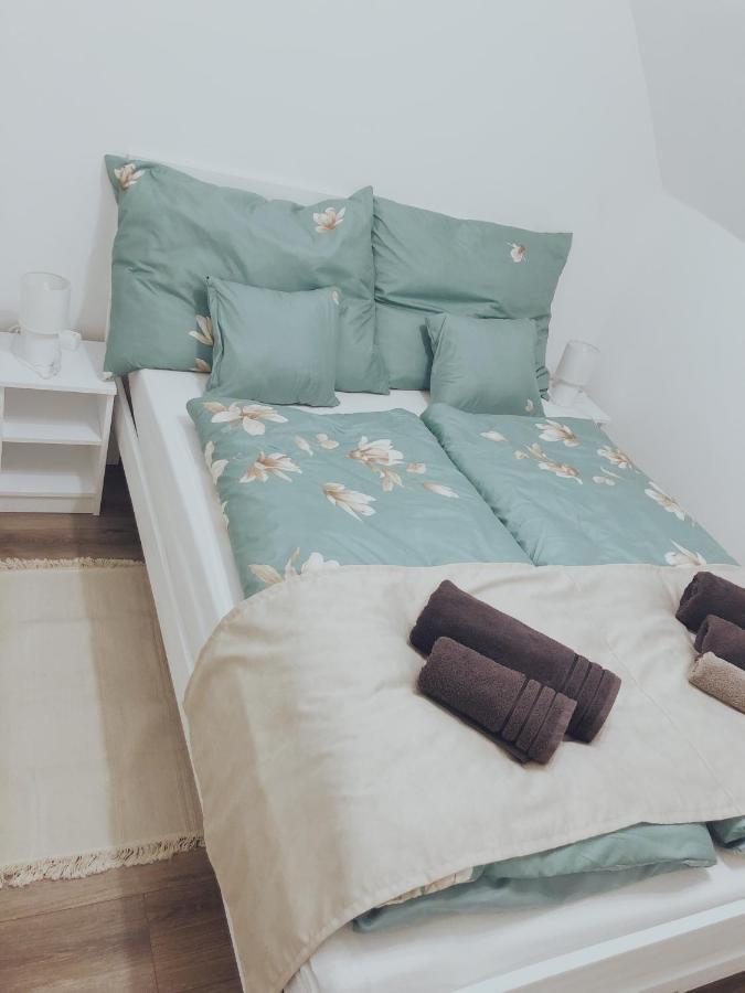 Tramini Apartmanok エゲル エクステリア 写真